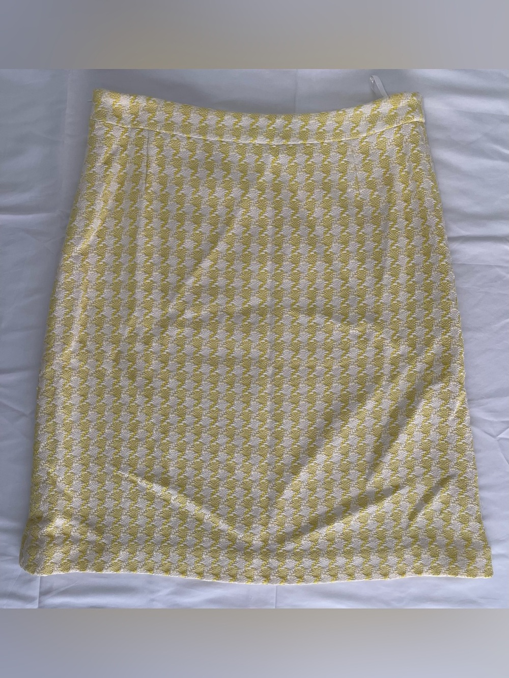 Banana Republic Yellow and White Houndstooth A-Line Skirt - Picture 2 of 7